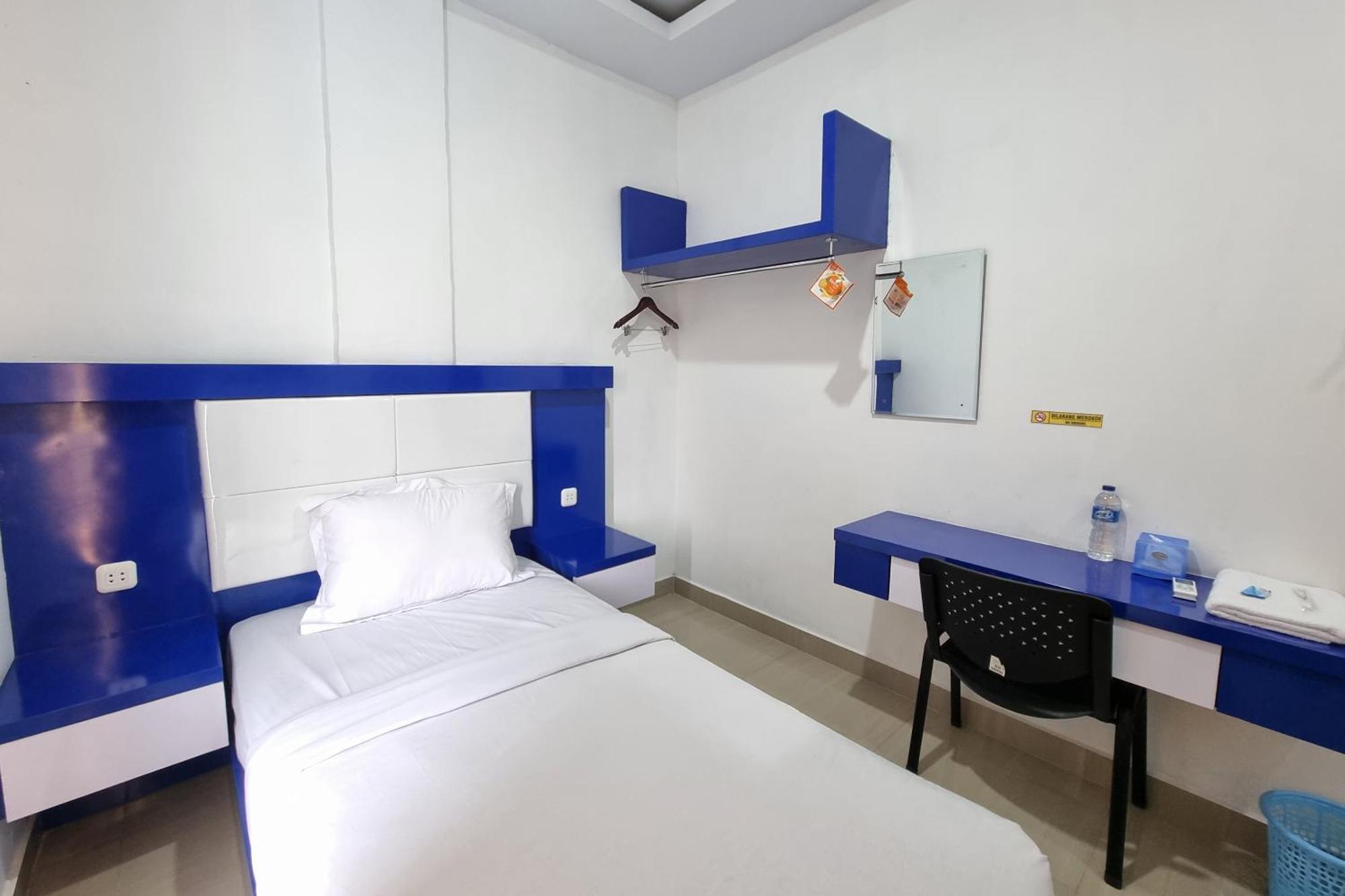 Super Oyo 90457 Anara Residence & Guest House Medan Bagian luar foto