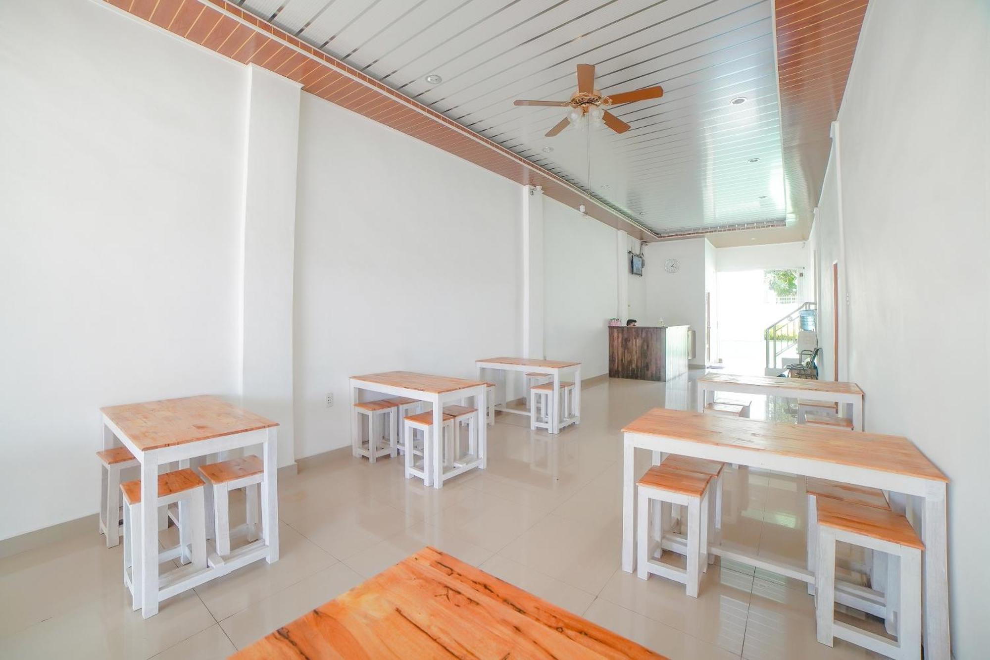Super Oyo 90457 Anara Residence & Guest House Medan Bagian luar foto